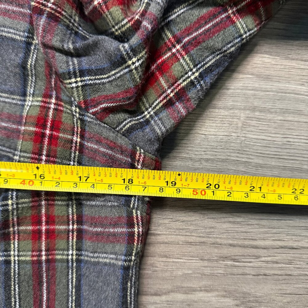 L.L. Bean Women’s Scotch Plaid Flannel Shirt - Grey - Picture 4 of 10
